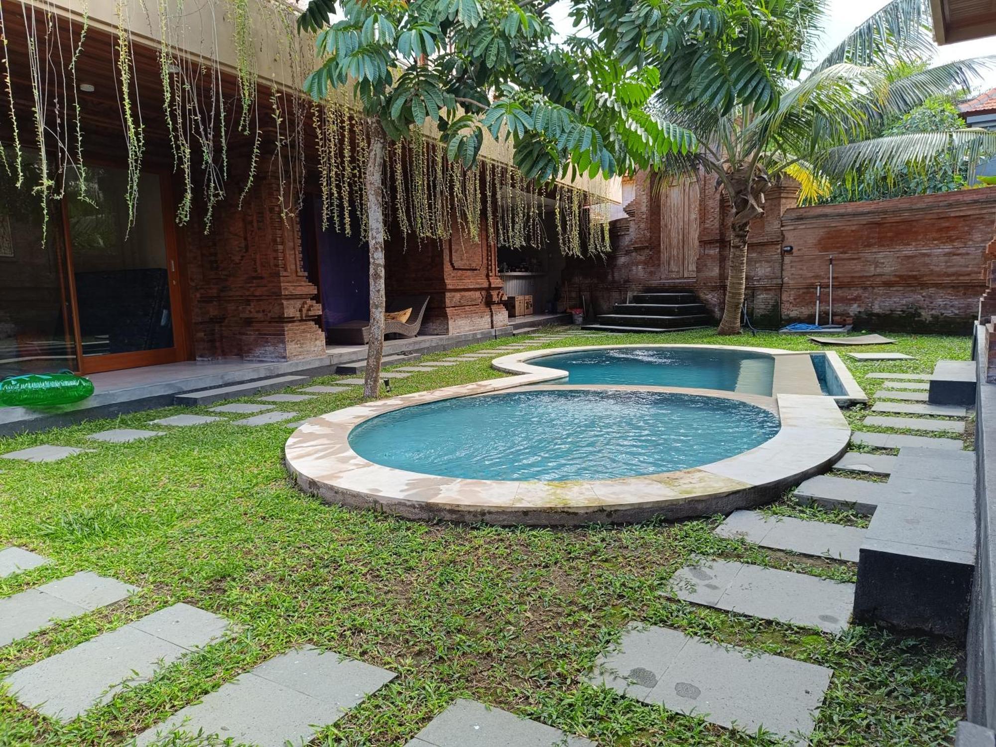 Villa D'Carik Bali Denpasa Buitenkant foto